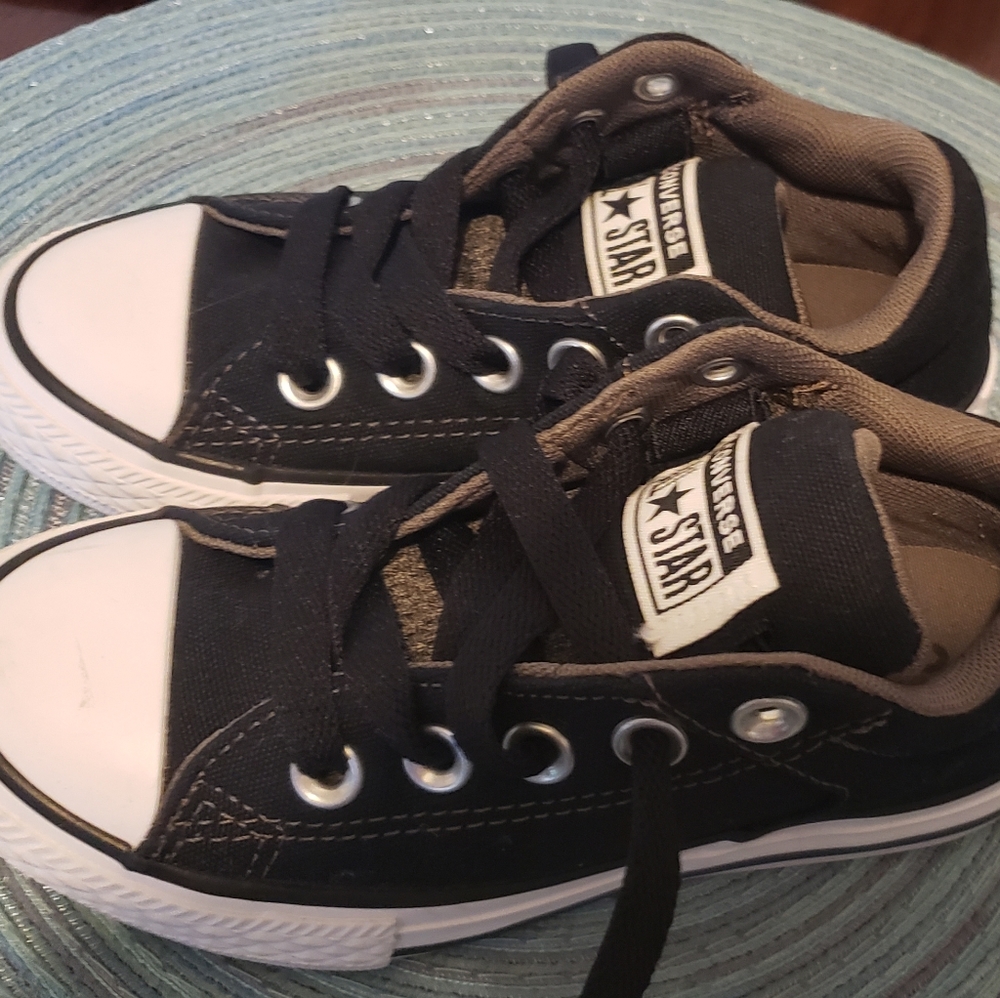 Kids shoes